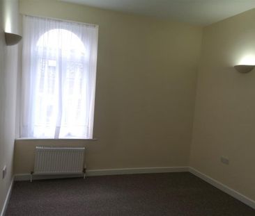 Okehampton Town Centre - Photo 3