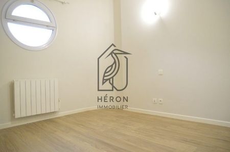 Appartement - T2 - 53m² - ARMENTIERES - Photo 2