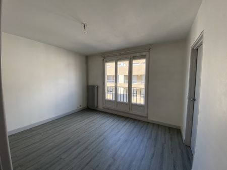 Location Appartement 1 pièce 29m² REIMS 51100 - Photo 3