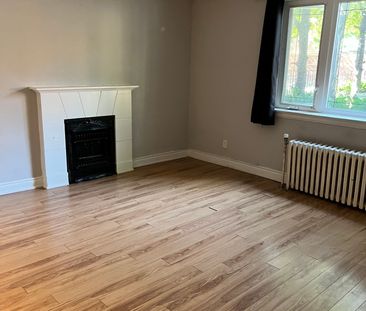 For Lease - 3 Elm Grove Avenue Unit# 26, Toronto, Ontario - Photo 2