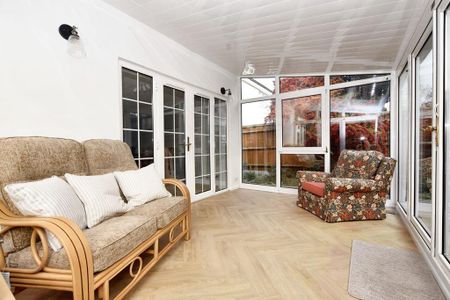 3 bedroom detached house to rent - Photo 3