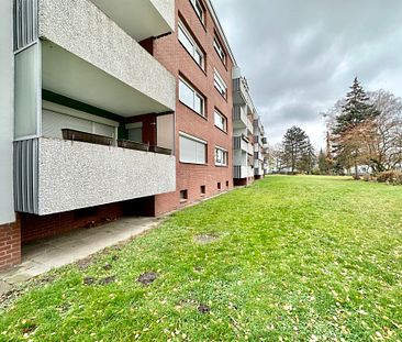 Großzügige & helle 4-Zimmer-Wohnung mit sonnigem Balkon Nähe Mittel... - Photo 2