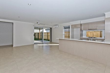34 Oriole Street, Griffin - Photo 5
