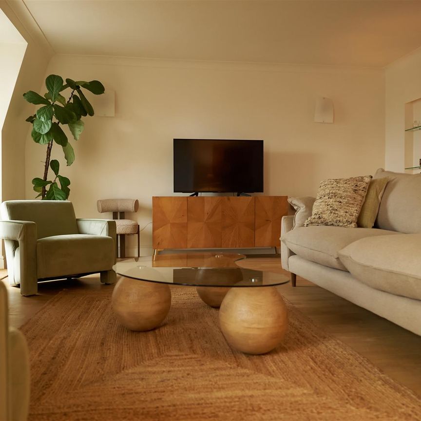 Randolph Avenue, Little Venice, W9 - Photo 1