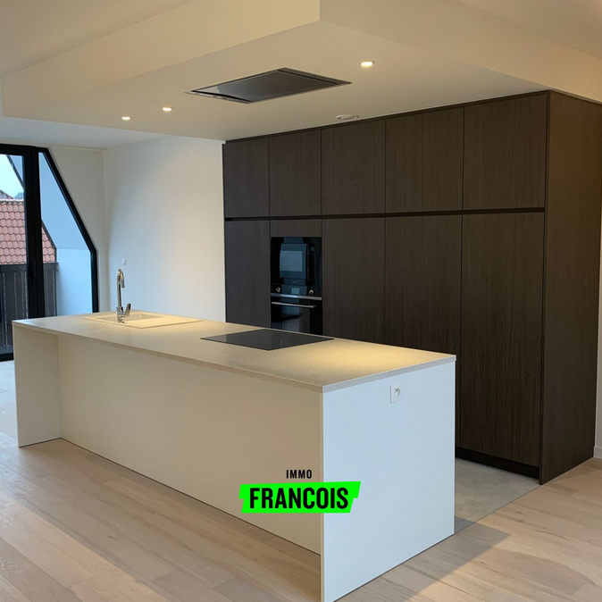 Triplex appartement met 4 kamers, inpandige lift en garagebox te Brugge centrum - Photo 1