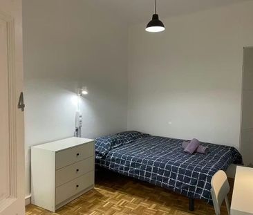 Carrer de lArc de Sant Ramon del Call, Barcelona, Catalonia 08002 - Photo 1