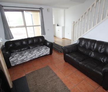 5 Thorburn Park, Newtownabbey, BT36 7AZ - Photo 2
