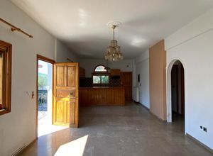 Μονοκατοικία για ενοικίαση - Βέλο, - Photo 1