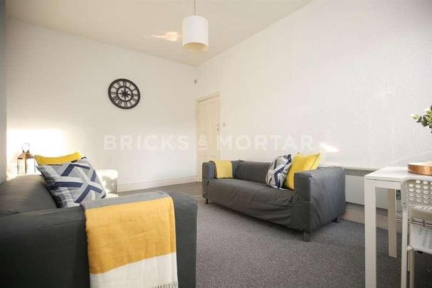 Grosvenor Gardens, Jesmond, Newcastle Upon Tyne, NE2 - Photo 1