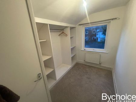 2 bedroom terraced house to rent - Photo 3