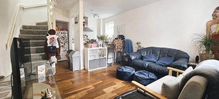 1 bedroom end of terrace house to rent - Photo 2