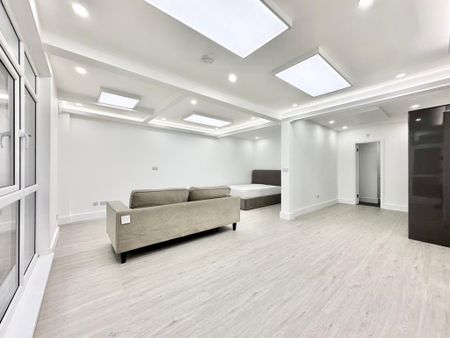 Studio to rent - Photo 3