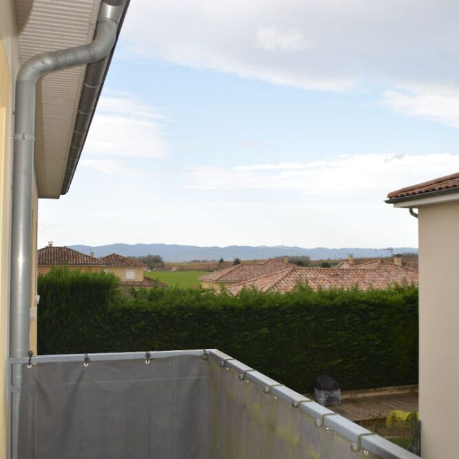 ARS SUR FORMANS – A LOUER T2 meublé de 29.21 m² avec balcon, cave et stationnement - Photo 1