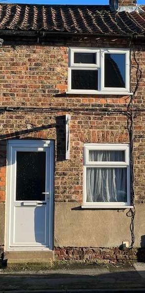 Westgate, Driffield, YO25 - Photo 2