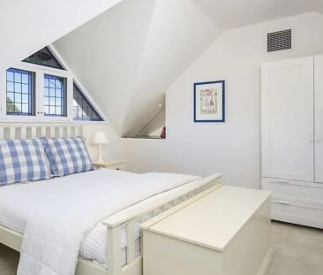 Stylish & Secure home in wanted locale - Photo 1