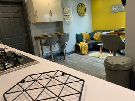 BEDROOM 5 – MEDIUM DOUBLE - Photo 3