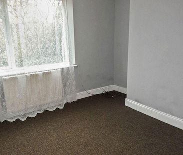 3 bed semi-detached house to rent in NE12 - Photo 2