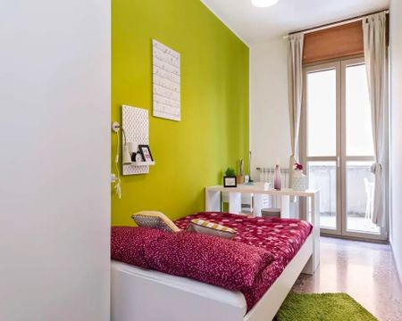 Viale Giovanni Vicini, Bologna, Emilia-Romagna 40122 - Photo 3