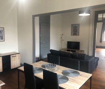 Location Appartement 2 pièces 76m² - Photo 3