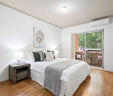 Bright 2 Bedroom Unit - Photo 5