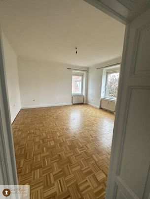 WG fähig: Attraktives 2,5-Zimmer-Domizil in Kapellenstraße: Neu saniert, zentrale Lage, Haustiere willkommen! - Photo 1