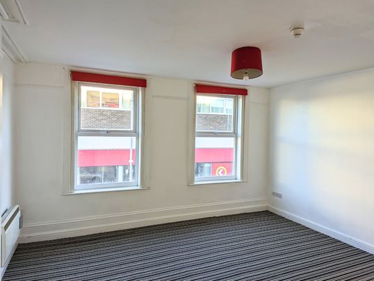 1 bed apartment to rent in High Street, Great Yarmouth, NR31 - Photo 1