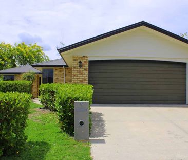 62 Barrington Drive - Photo 1