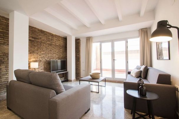 Luxury Apartment for rent in Valencia - Photo 1