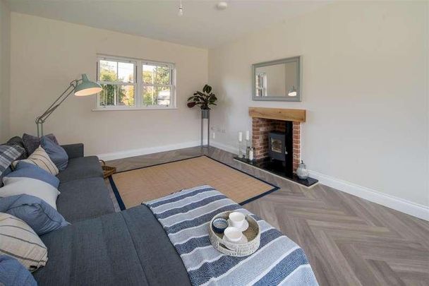 Bembridge, Isle Of Wight, PO35 - Photo 1