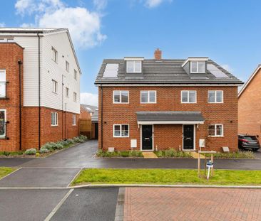 4 bedroom semi-detached house to rent - Photo 5