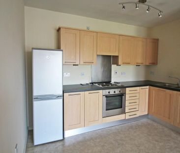 2 bedroom apartment to rent - Photo 6