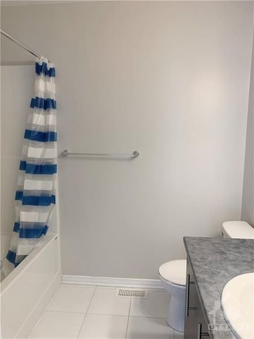 For Lease - 488 Dundonald Drive, Barrhaven, Ontario - Photo 5