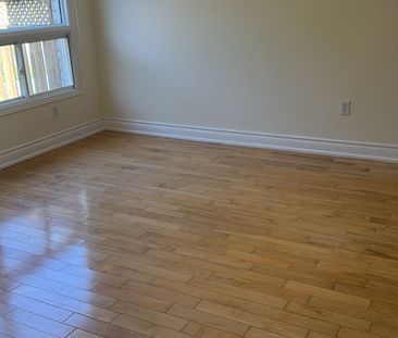 For Lease - 507 Wildgrass Road, Mississauga, Ontario - Photo 2