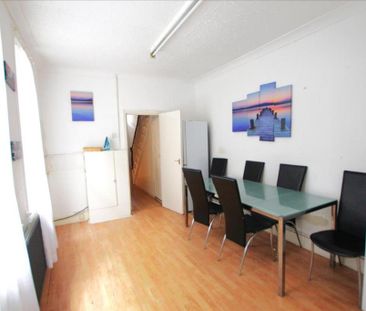 3 bedroom house to rent - Photo 2