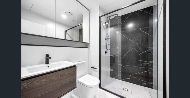 MODERN 1 BED SITUATED IN A DESIGNER COMPLEX WITH TOP FACILITIES - Photo 1