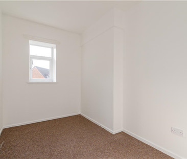 3 bedroom apartment to rent - Photo 2