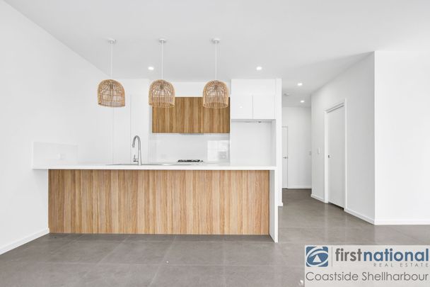 Spacious Home with Ocean Views! - Photo 1