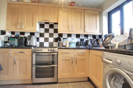 2 bedroom terraced house to rent - Photo 5