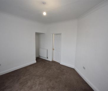 2 bedroom property to rent - Photo 2