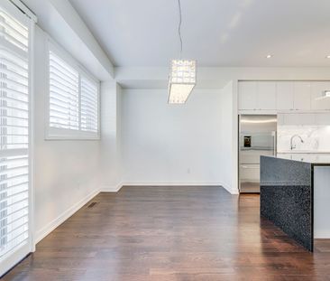 For Lease - 227 Huguenot Road, Oakville, Ontario - Photo 2