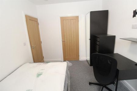 4 bedroom house to rent - Photo 5