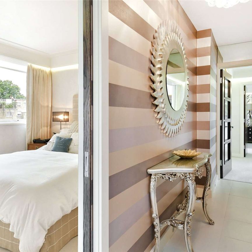 A fabulous lateral apartment set within this well regarding building benefitting from a porter and a lift. - Photo 1