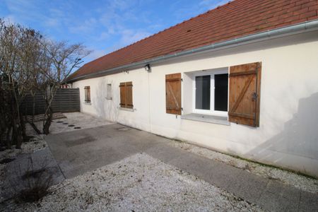 SAINT CYR EN VAL Maison T2 - Photo 4