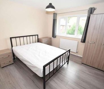 Culmington Close, Hulme, Manchester, M15 - Photo 2