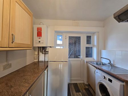 East Vale, The Vale, London W3 - Photo 5