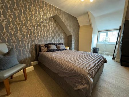 3 bedroom terraced house to rent - Photo 4