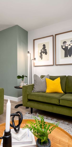 Park Street Room 2 - Photo 1