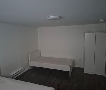 For Lease - 1761 Mcgill Court, Oshawa, Ontario - Photo 3