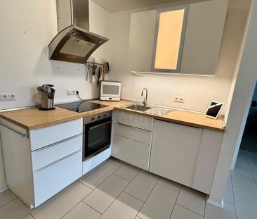 Herrliche Ausicht: Neuwertige 2 Zi-Wohnung mit Lift + schönem Balko... - Photo 1