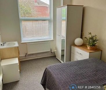 13 bedroom detached house to rent - Photo 5